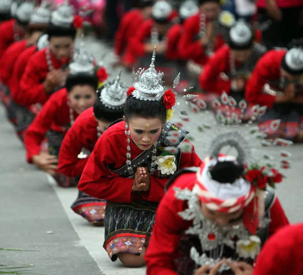 Pessoas no Bun Bang Fai Festival — Fotografia de Stock