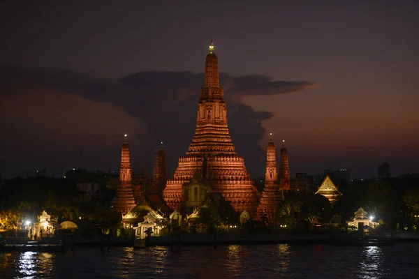 O templo de Wat Arun — Fotografia de Stock