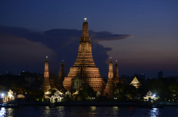 O templo de Wat Arun — Fotografia de Stock