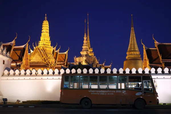 Chrám Wat Phra Kaew v Bangkoku města — Stock fotografie