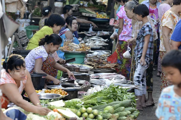 MERCATO MYANMAR MYEIK ASIA — Foto Stock