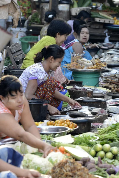 Ásia Myanmar myeik mercado — Fotografia de Stock