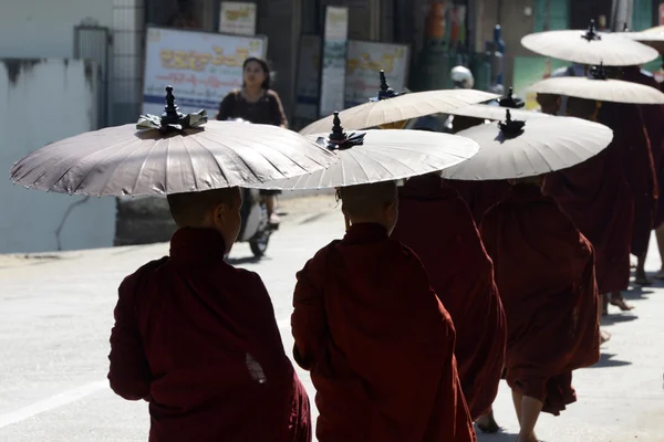 Città di Asia Myanmar Myeik Monk — Foto Stock