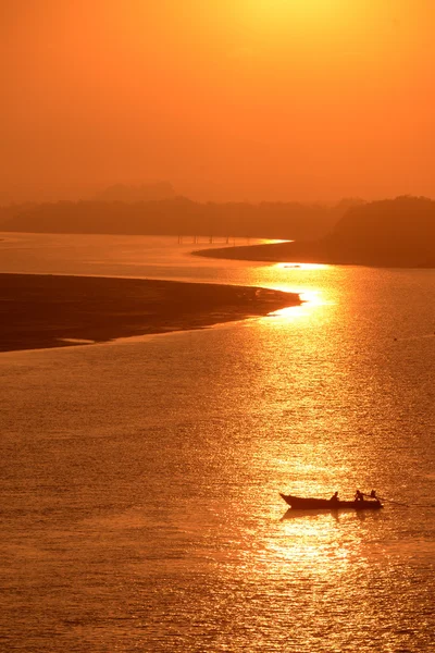 Asia Myanmar Myeik fiume paesaggio — Foto Stock