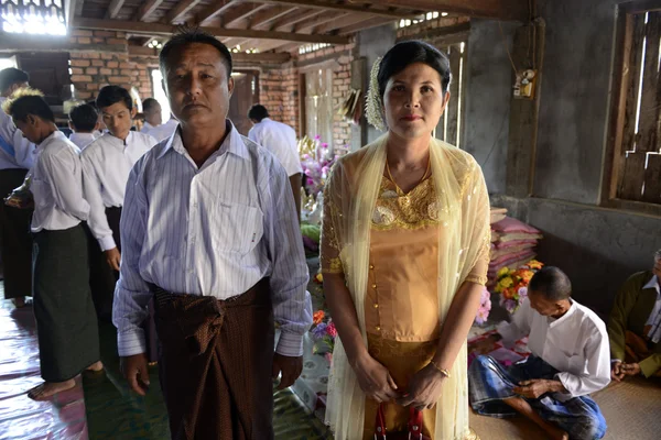 ÁSIA MYANMAR MYEIK CEREMONIA DE SHINPYU — Fotografia de Stock