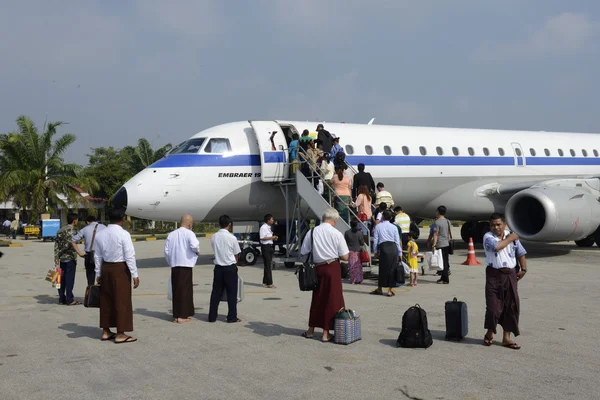 ASIA MYANMAR AIRPLANE MYANMA AIRWAYS — Stock Photo, Image