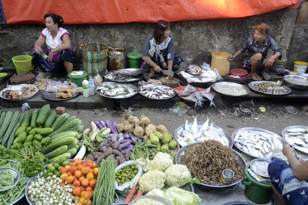 ASIA MYANMAR MYEIK MARKET — Stock Photo, Image