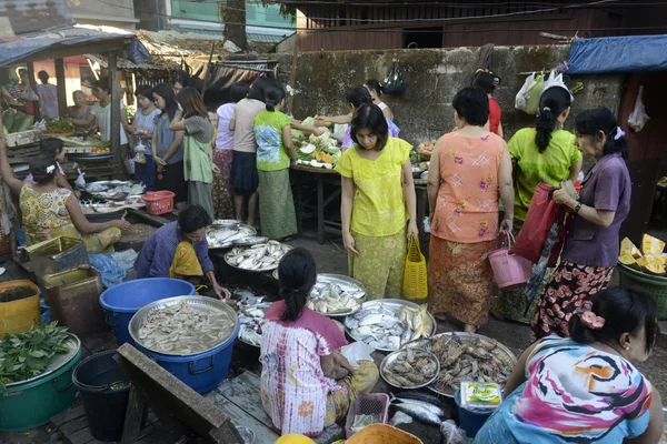 亚洲缅甸 Myeik 市场 — 图库照片