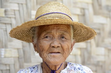 Asya Myanmar Nyaungshwe kadınlar