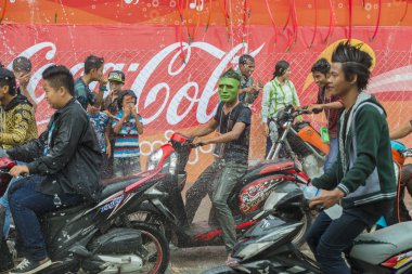 Asya Myanmar Mandalay Thingyan su Festivali