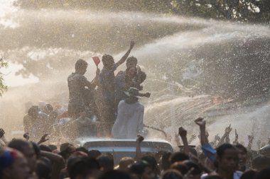 Asya Myanmar Mandalay Thingyan su Festivali