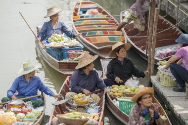 Asya Tayland Samut Songkhram Tha Kha Suüstü Pazarı