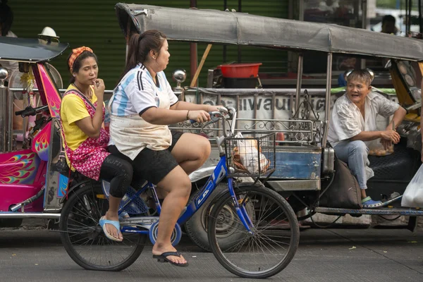 Asya Tayland Bangkok Nothaburi Transort bisiklet taksi