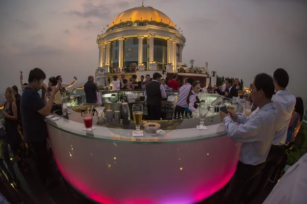 ASIA THAILANDIA BANGKOK RIVERSIDE SKY BAR — Foto Stock