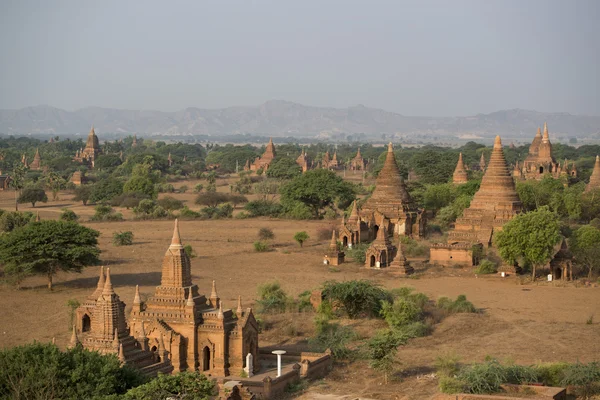 Asia Myanmar Bagan tempel pagode landschap — Stockfoto