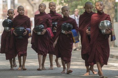 Asya Myanmar Mandalay Amarapura Maha Ganayon Kyaung Manastırı