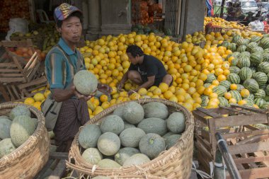 Asya Myanmar Mandalay Pazar meyve