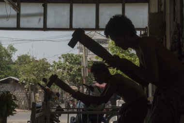 Asya Myanmar Mandalay altın Pounder