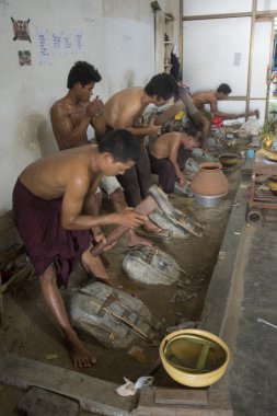 Asya Myanmar Mandalay altın Pounder