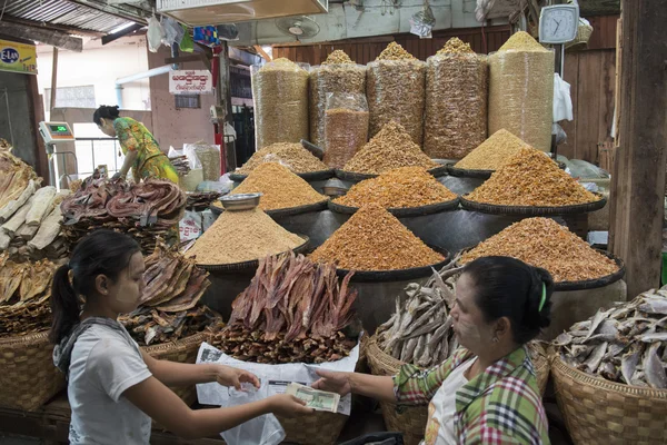 MERCADO MANDALAY MYANMAR DE ASIA — Foto de Stock