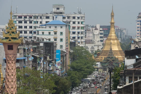 ASIA MYANMAR YANGON SULE PAYA PAGODA — Stok Foto