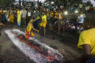 Asya Myanmar Yangon yangın yürüyüş Festivali