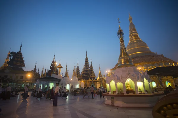 ÁSIA MIANMAR YANGON SHWEDAGON PAGODA — Fotografia de Stock