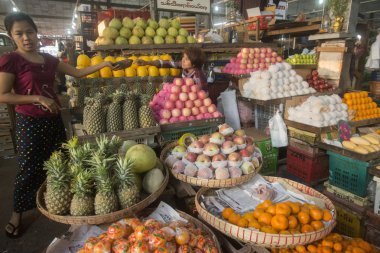 sebze ve meyve pazarı