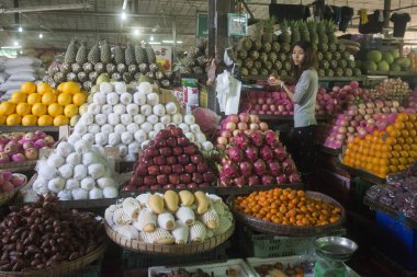 sebze ve meyve pazarı