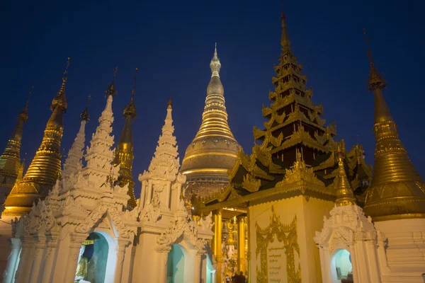 Famoso Shwedagon Paya Pagoda — Fotografia de Stock