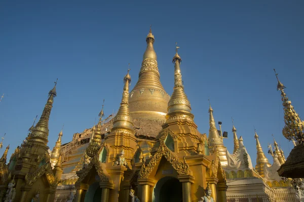 Famous Shwedagon Paya Pagoda — Stock Photo, Image