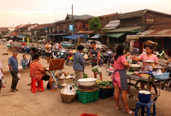 Markt voor levensmiddelen in de oude stad van Sukothai — Stockfoto