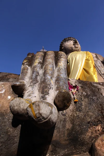 Statue de Bouddha en pierre géante — Photo