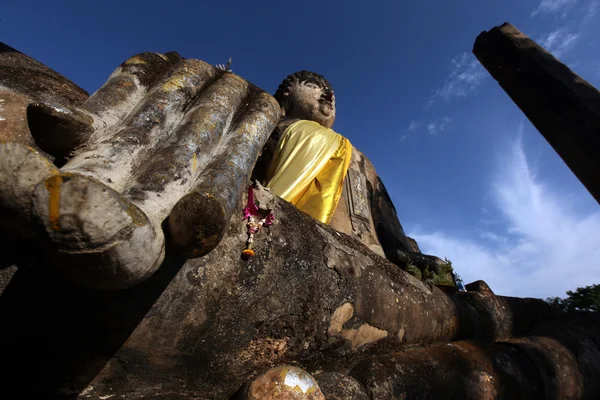 Gigantisk sten Buddha staty — Stockfoto