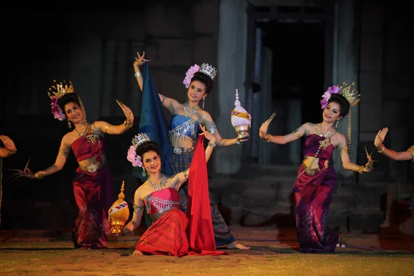 Traditional dance in town of Phimai — Stok fotoğraf