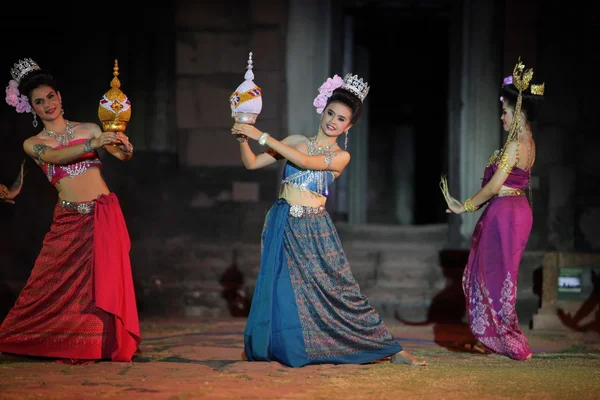 Traditional dance in town of Phimai — Stock fotografie