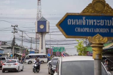 Tayland, Sa Kaeo, Kasım 12, 2025 - Tayland 'ın Sa Kaeo ilindeki Aranyaprathet Şehir Merkezi Saat Kulesi.