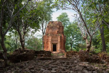 Tayland, Sa Kaeo, Kasım 13, 2025 - Tayland 'ın Sa Kaeo ilinde Prasat Khao Lon.