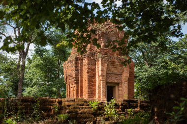 Tayland, Sa Kaeo, Kasım 13, 2025 - Tayland 'ın Sa Kaeo ilinde Prasat Khao Lon.