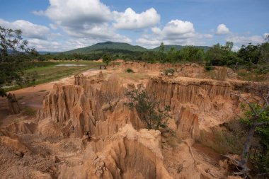 Tayland 'ın Sa Kaeo ilindeki Lalu Doğal Parkı' nda kaya oluşumları. Tayland. Sa Kaeo, 13 Kasım 2025