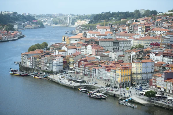 Europa Portugal Porto Ribeira oude stad Douro rivier — Stockfoto