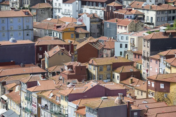 Casco antiguo de Ribeira en el centro de la ciudad de Oporto — Foto de Stock