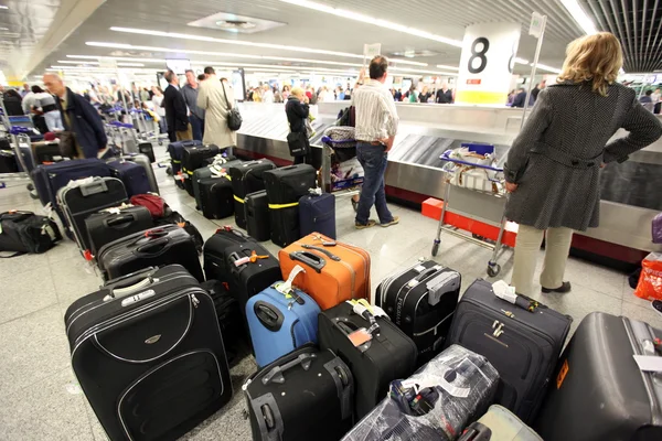 Problemy bagażu na lotnisku — Zdjęcie stockowe