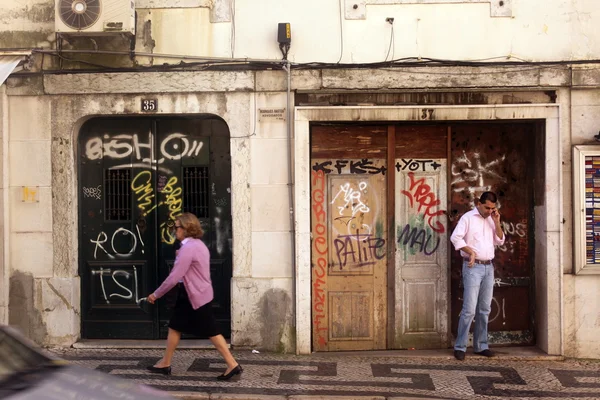 Nas ruas do centro da cidade de Lisbo — Fotografia de Stock