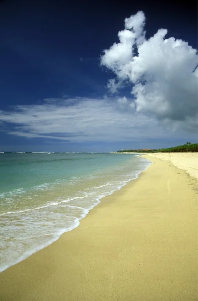 Strand in der Nähe von Nusa Dua — Stockfoto