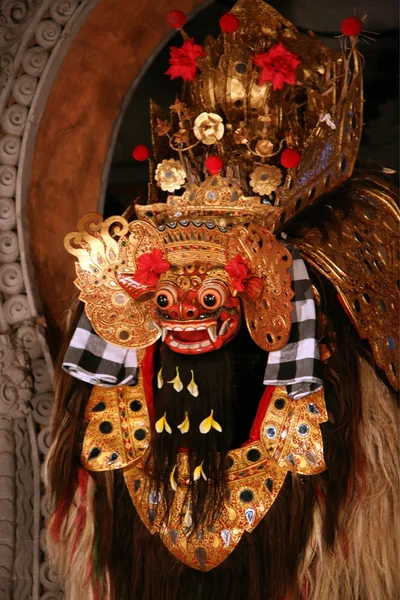 Tari Bali tradisional di kota Ubud — Stok Foto