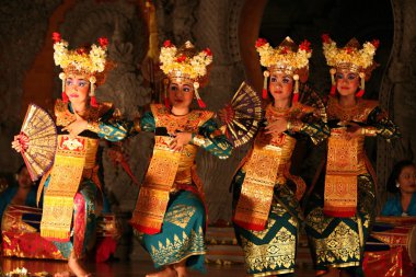 Geleneksel Bali Ubud town dansında
