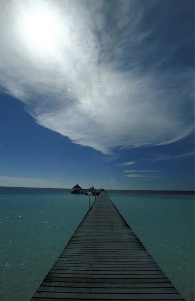 Picturesque beach with the seascape — Stock Photo, Image