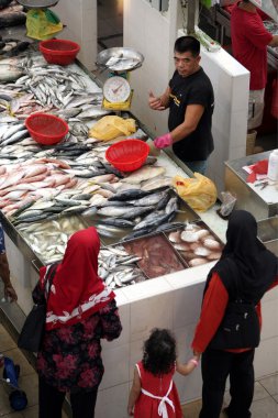 Küçük Hindistan kasabada Balık pazarı