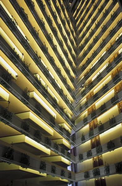 Moderno edificio dell'hotel — Foto Stock